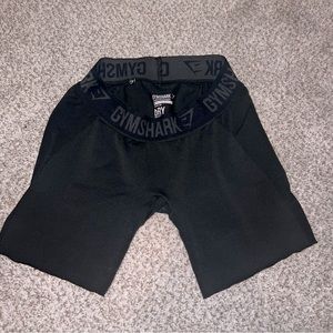 Black GymShark shorts